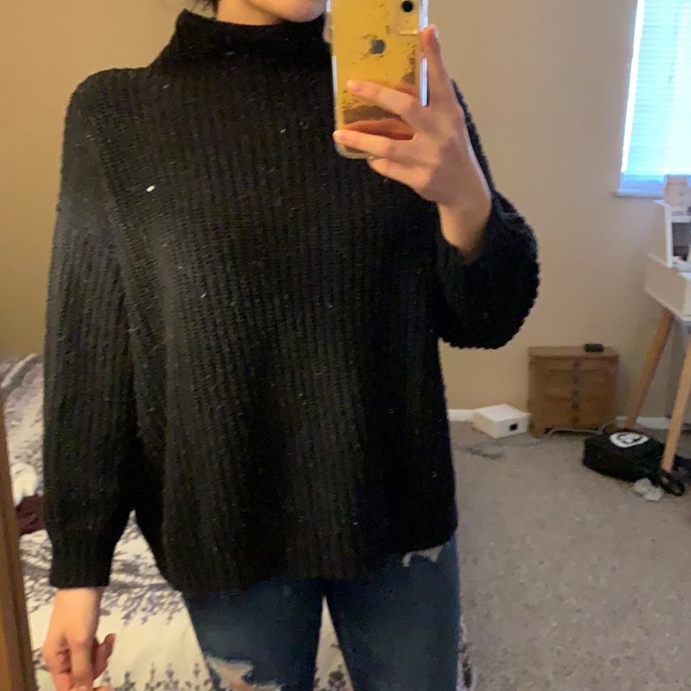 AE Oversized Knit Turtleneck